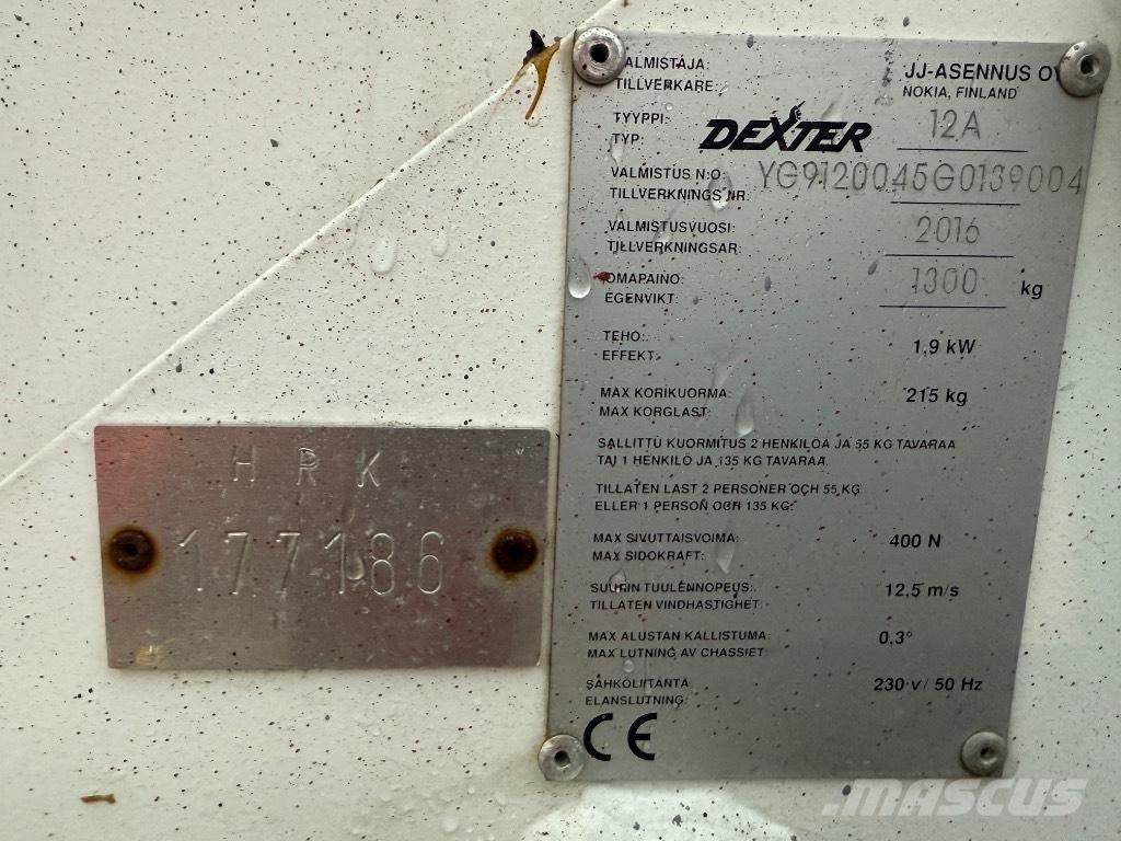 Dexter 12 A 拖拉移动式高空作业平台