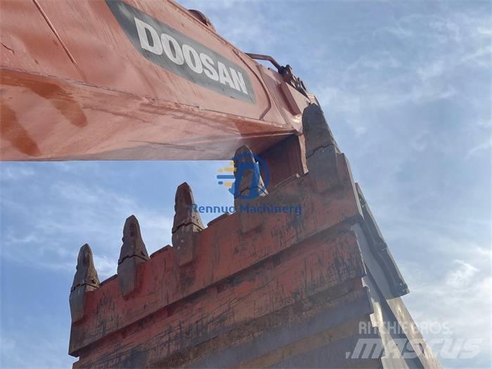Doosan DX 380 LC 履带挖掘机