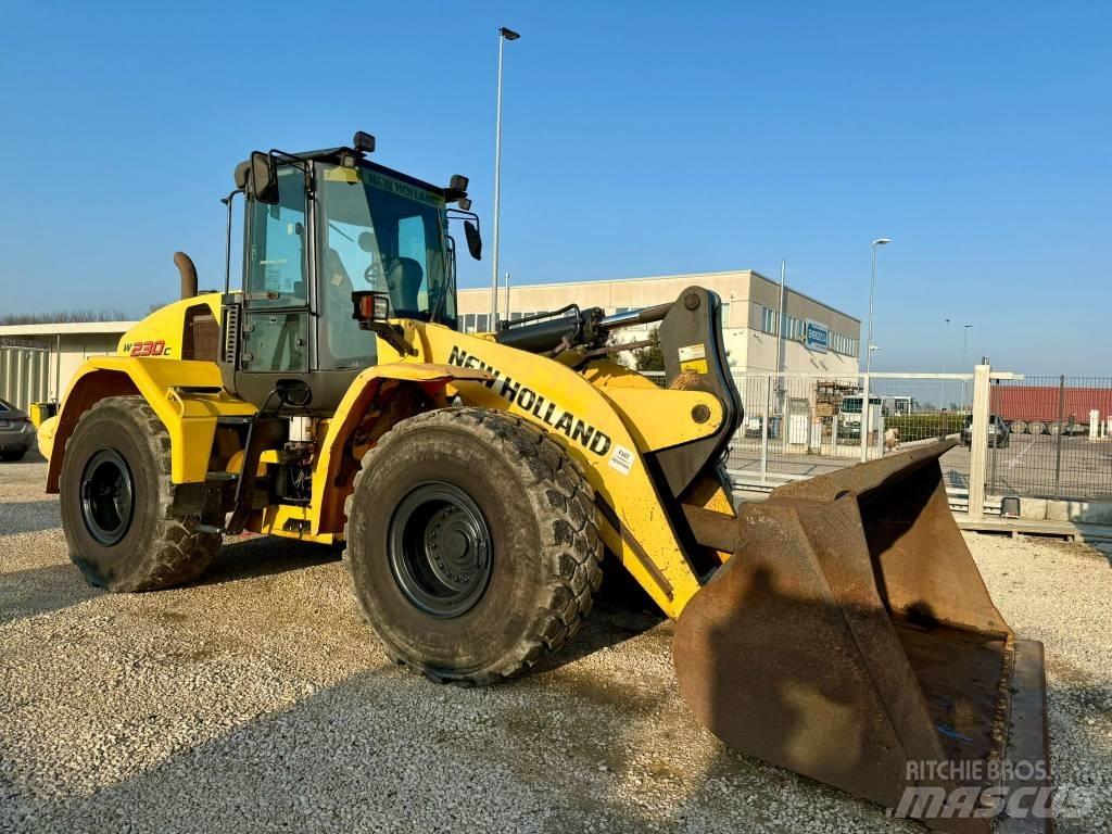 New Holland W 230 C 轮式装载机