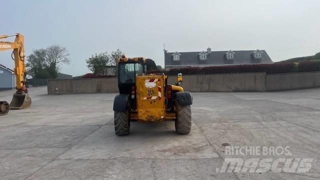 JCB 537-135 伸缩臂叉装车|叉装车