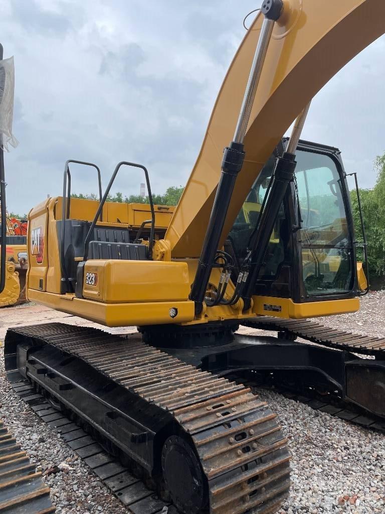 CAT CAT323GX 中型挖掘机