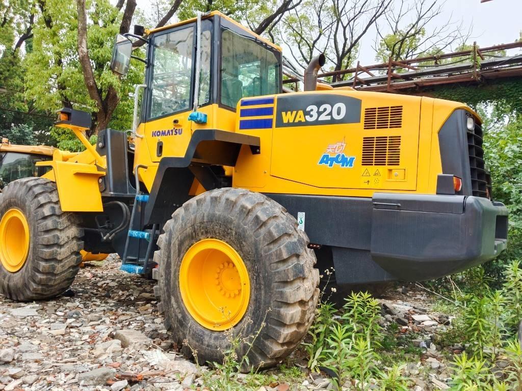 Komatsu WA 320-5 轮式装载机