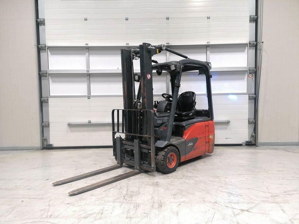 Linde E16-02 电动叉车