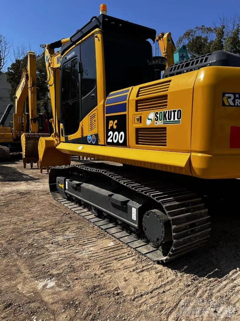Komatsu PC 200-8N1 履带挖掘机