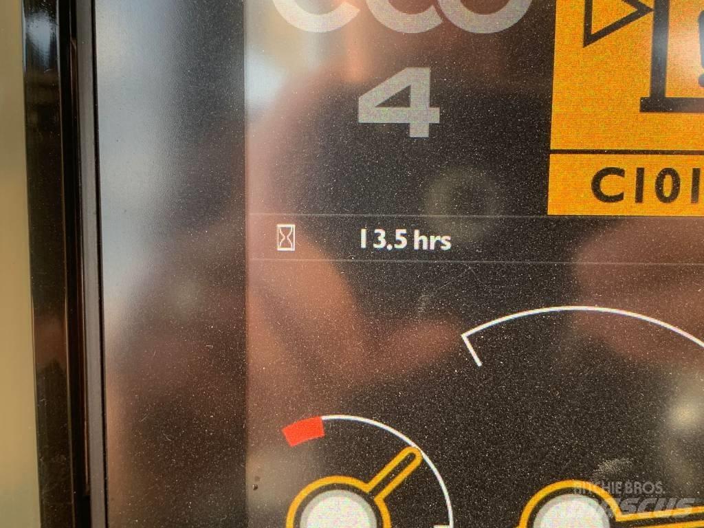 JCB 215LC NEW 履带挖掘机