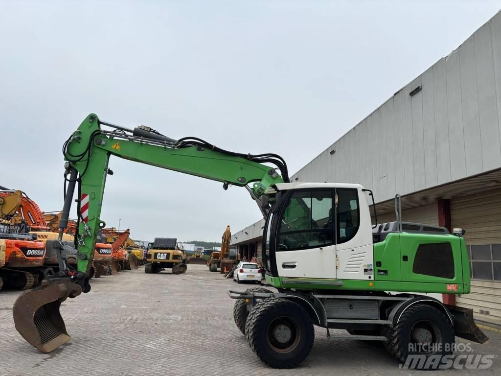 Liebherr A 918 轮式挖掘机