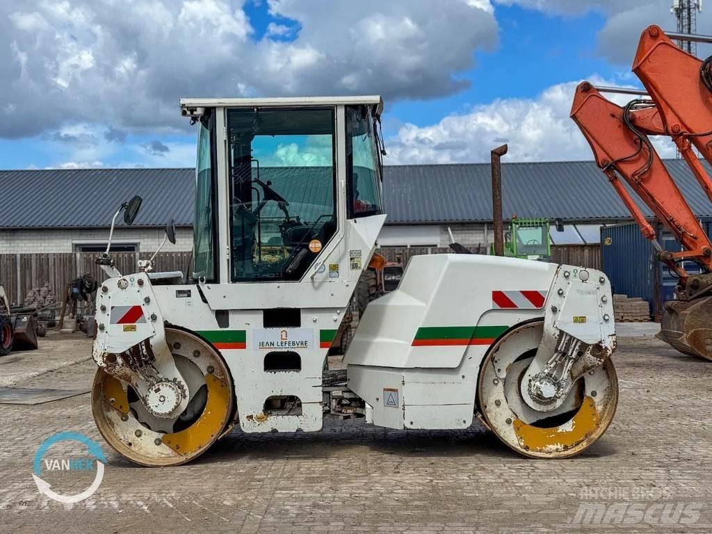 CAT CB434D 双轮压路机