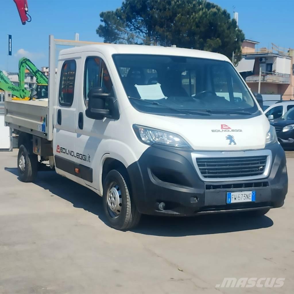 Peugeot Boxer 商务面包车