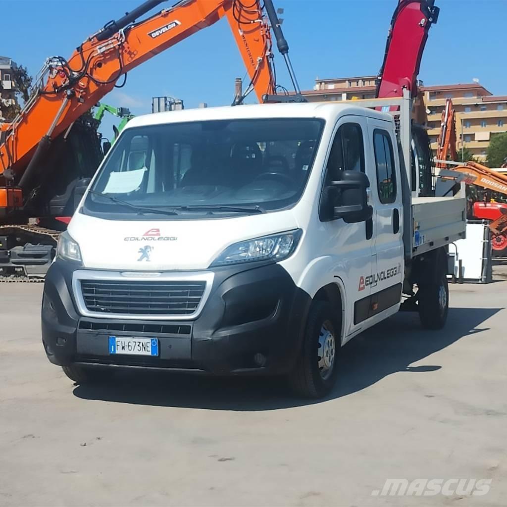 Peugeot Boxer 商务面包车