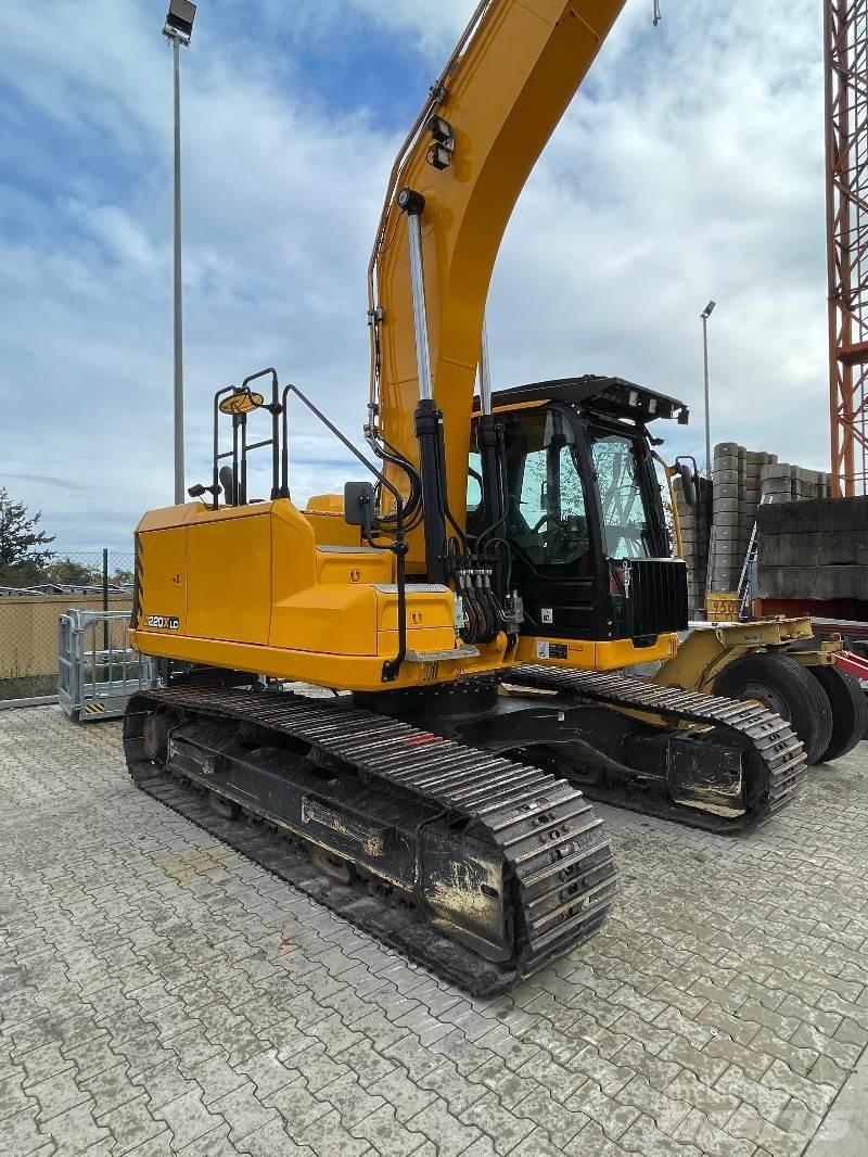 JCB 220 X LC 履带挖掘机