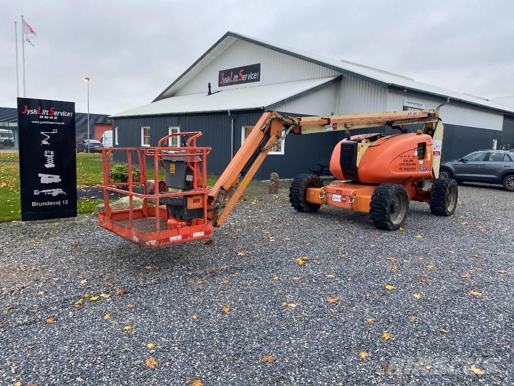 JLG 600 AJ 曲臂高空工作平台