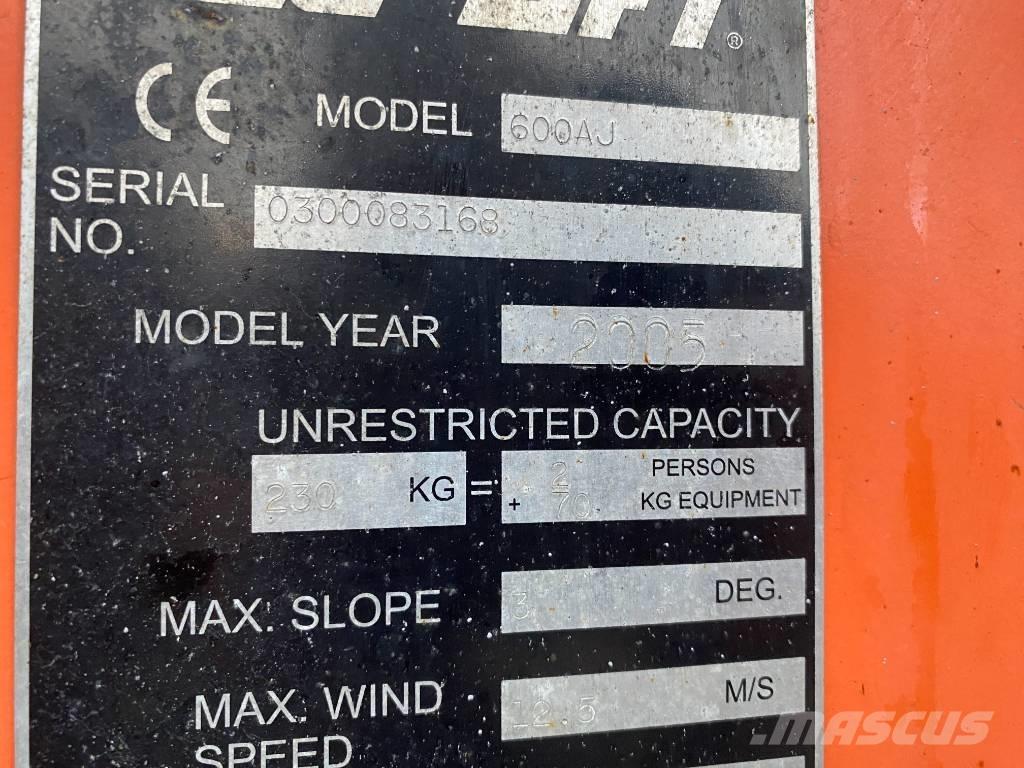 JLG 600 AJ 曲臂高空工作平台