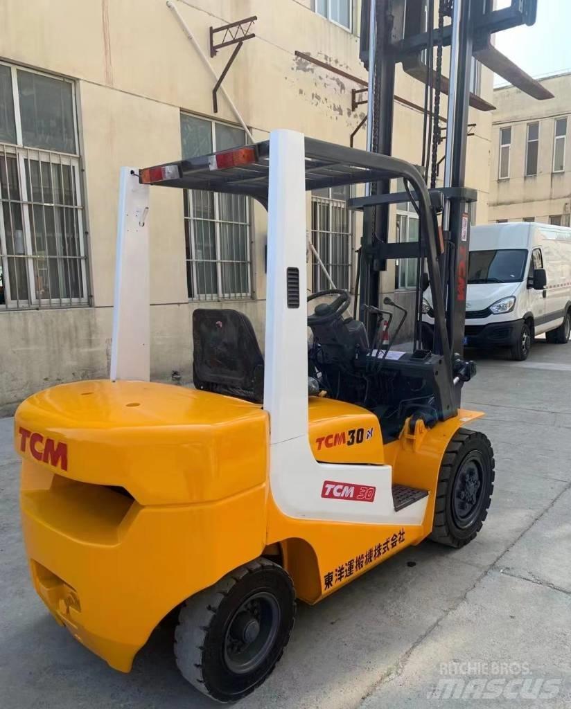 TCM FD30 前移式叉车