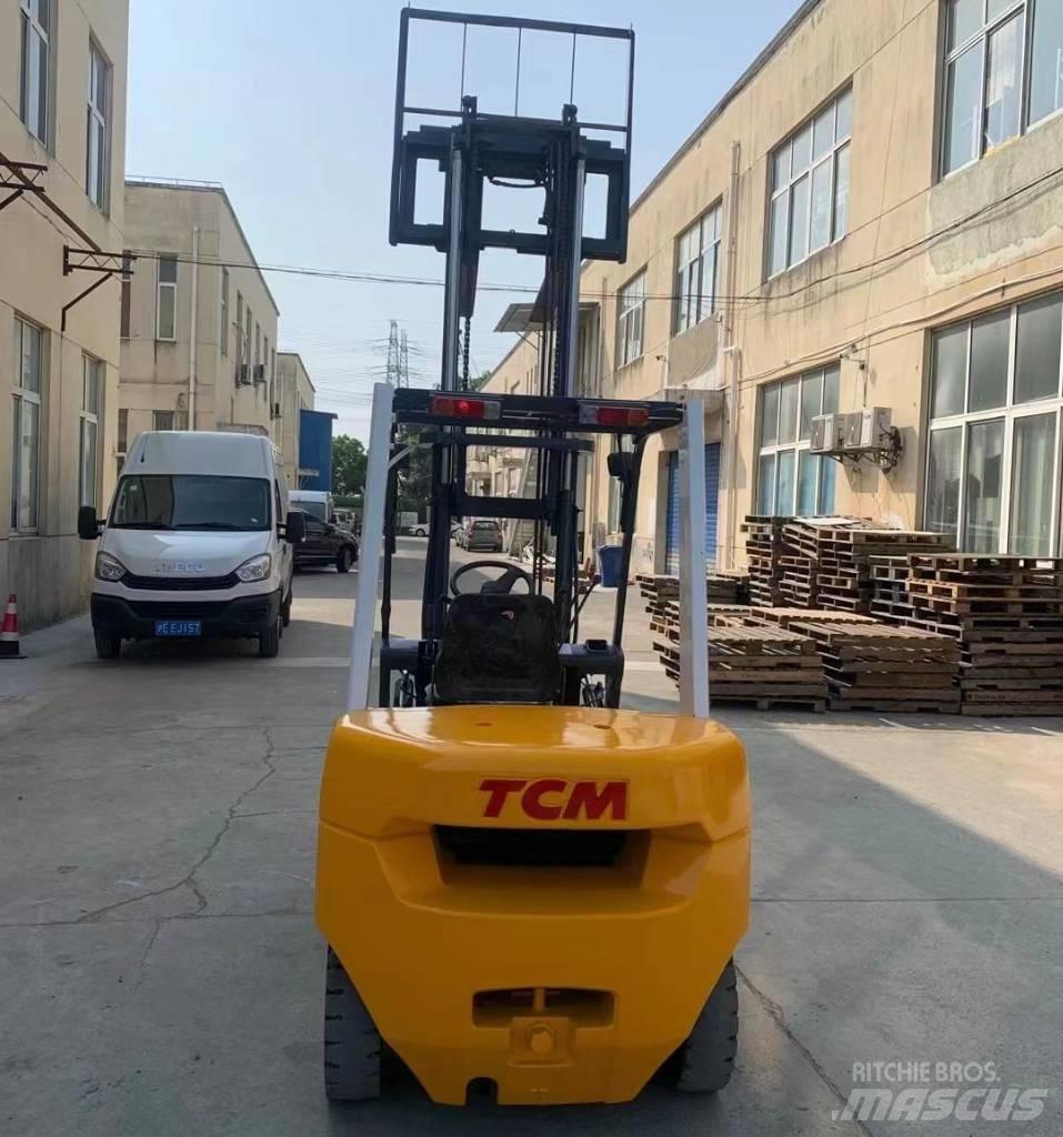 TCM FD30 前移式叉车
