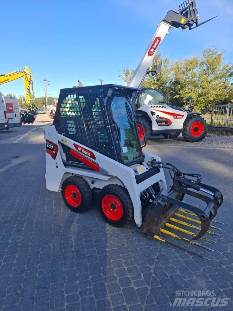 Bobcat S 70 滑移装载机