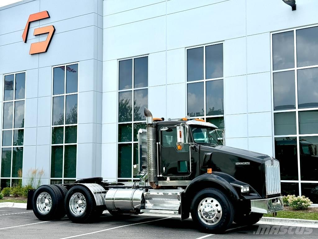 Kenworth T 800 牵引车