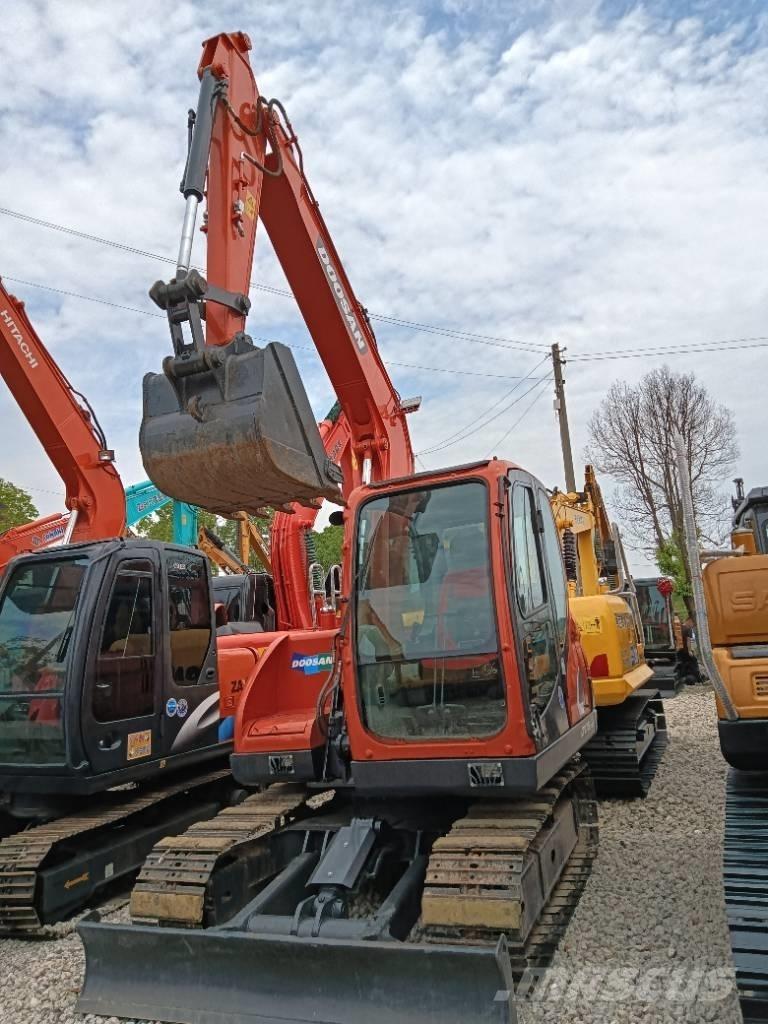 Doosan DX 75 履带挖掘机