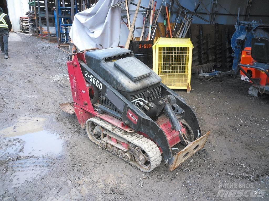 Toro DINGO TX525 滑移装载机