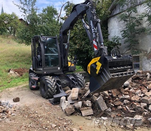 MB Crusher L 160 S2 破碎锤