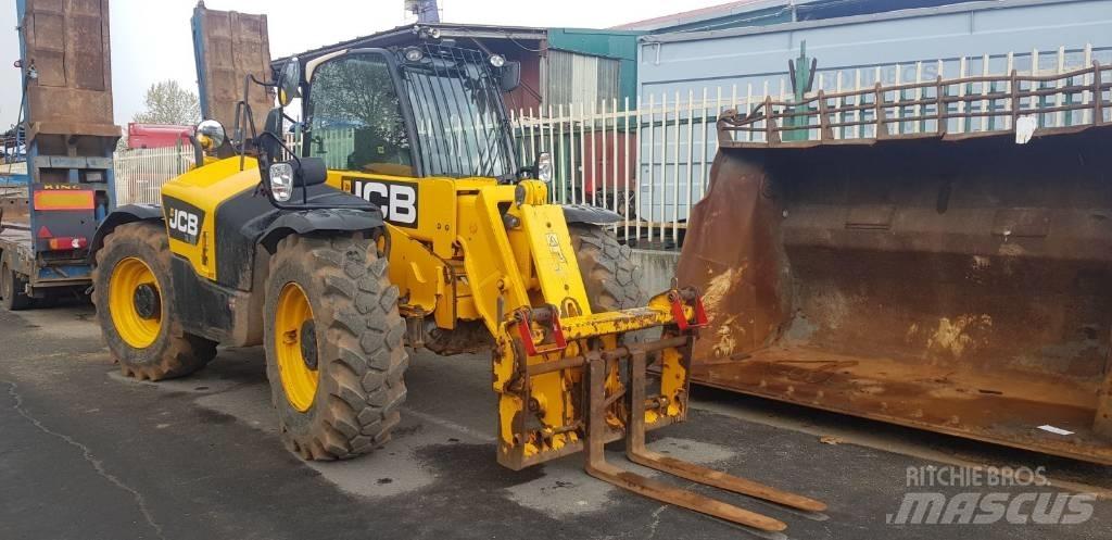 JCB 531-70 伸缩臂叉装车|叉装车
