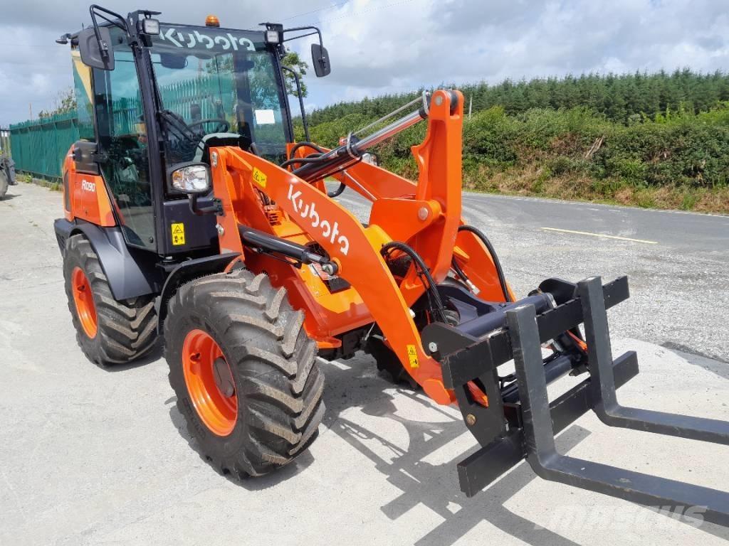 Kubota R 090 伸缩臂叉装车|叉装车