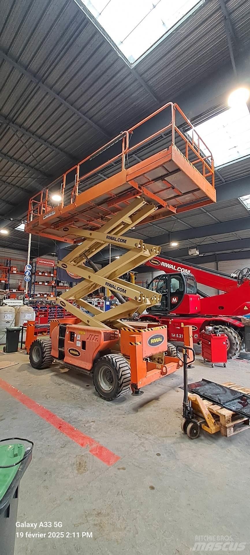 JLG 3394RT 剪叉式升降机