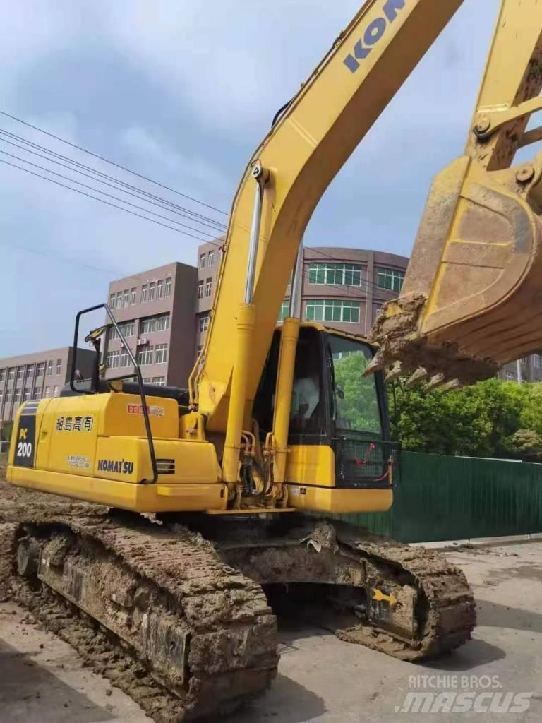 Komatsu pc200-8 履带挖掘机