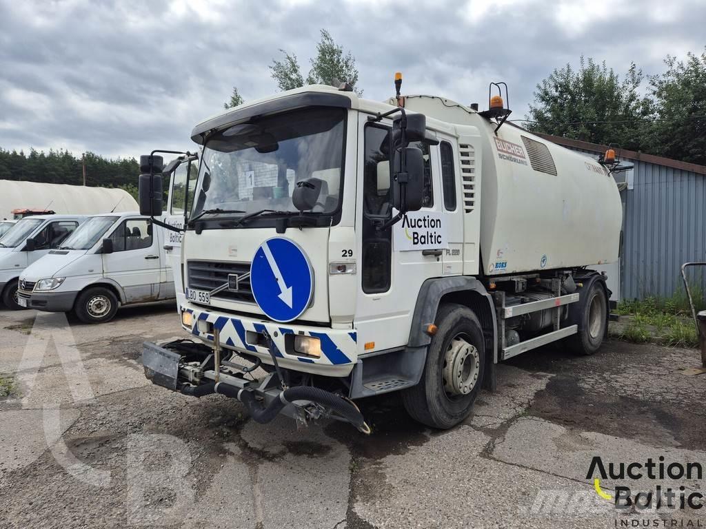 Volvo FL618 扫地机