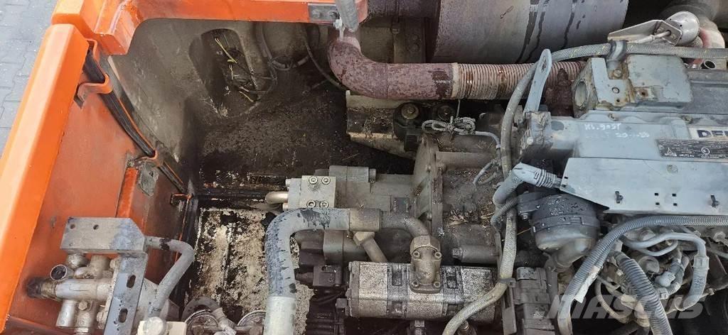 Terex TW 150 轮式挖掘机
