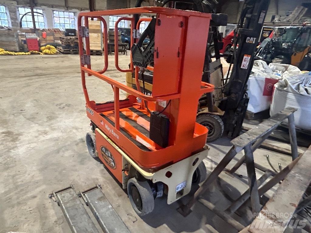 JLG 1230 ES 客货电梯