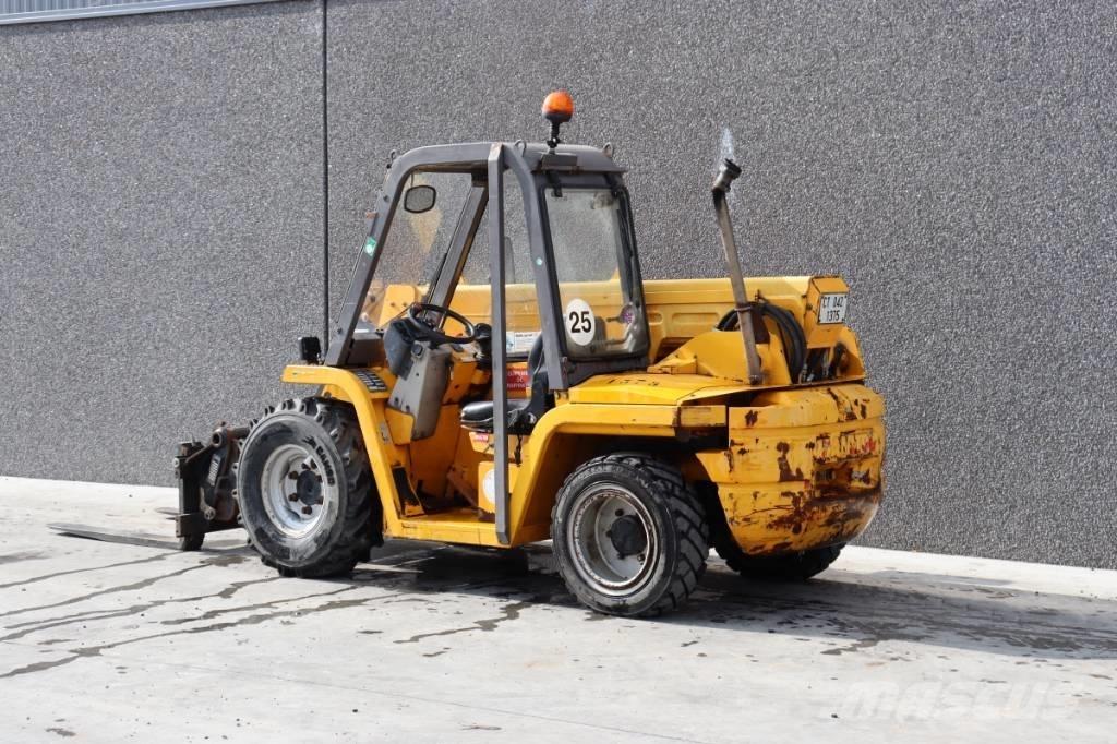 Manitou BT 420 伸缩臂叉装车|叉装车