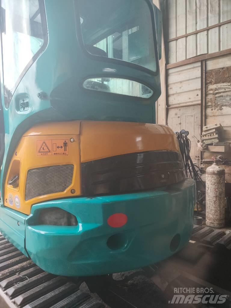 Kubota U 35 履带挖掘机