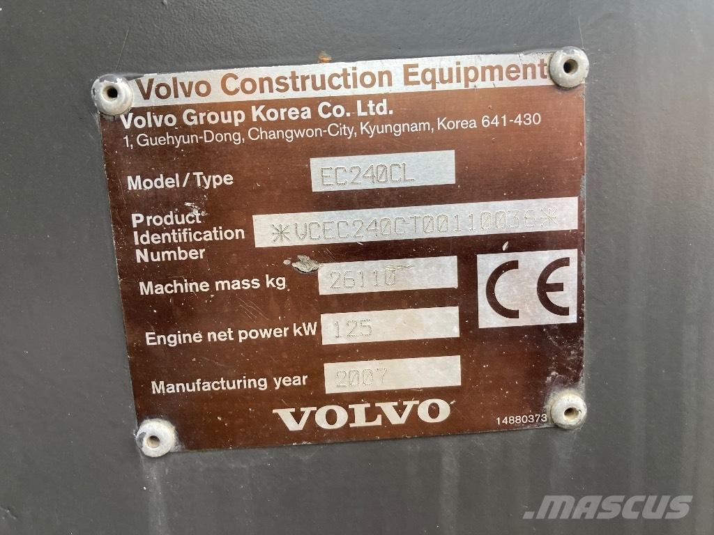 Volvo EC 240 C L 履带挖掘机