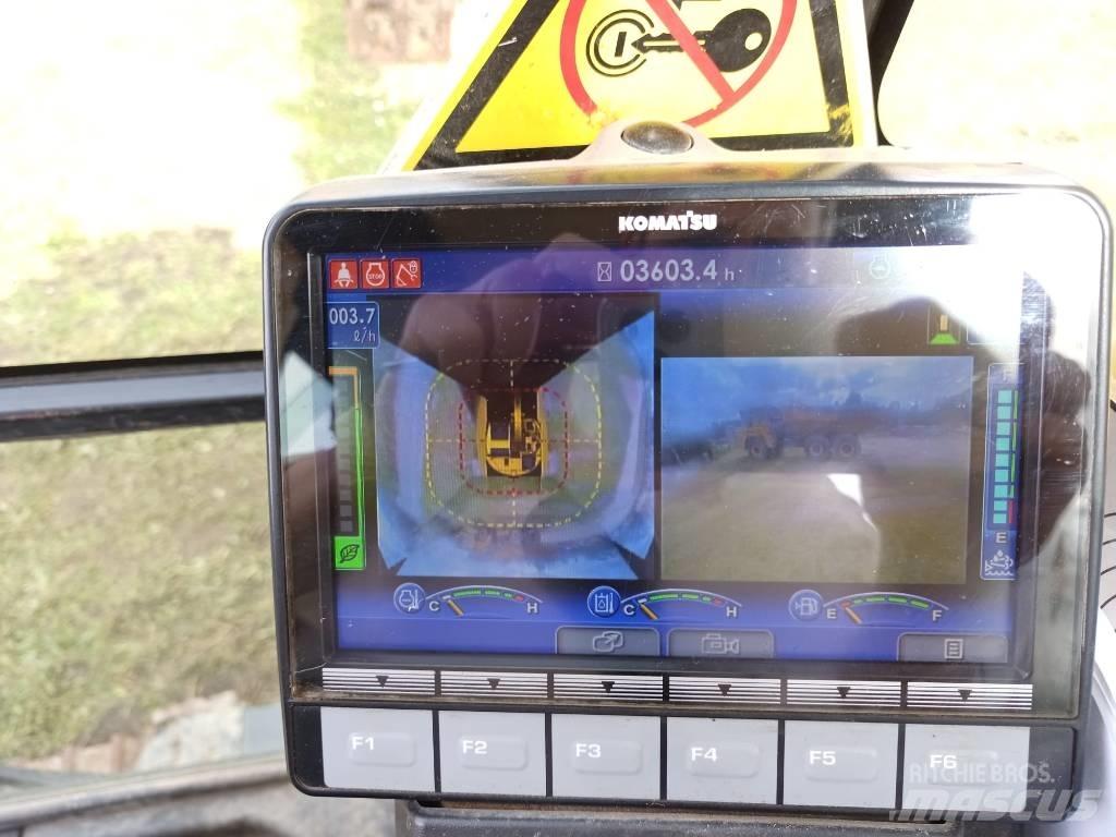 Komatsu PC 138 US-11 履带挖掘机