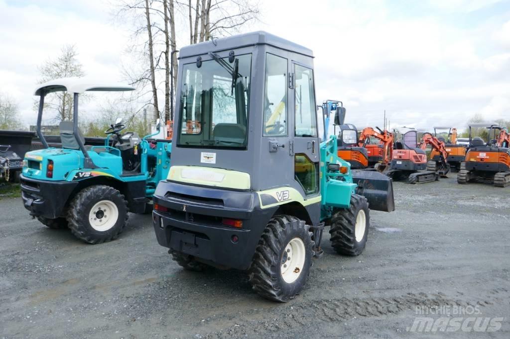 Yanmar V3-5B 轮式装载机