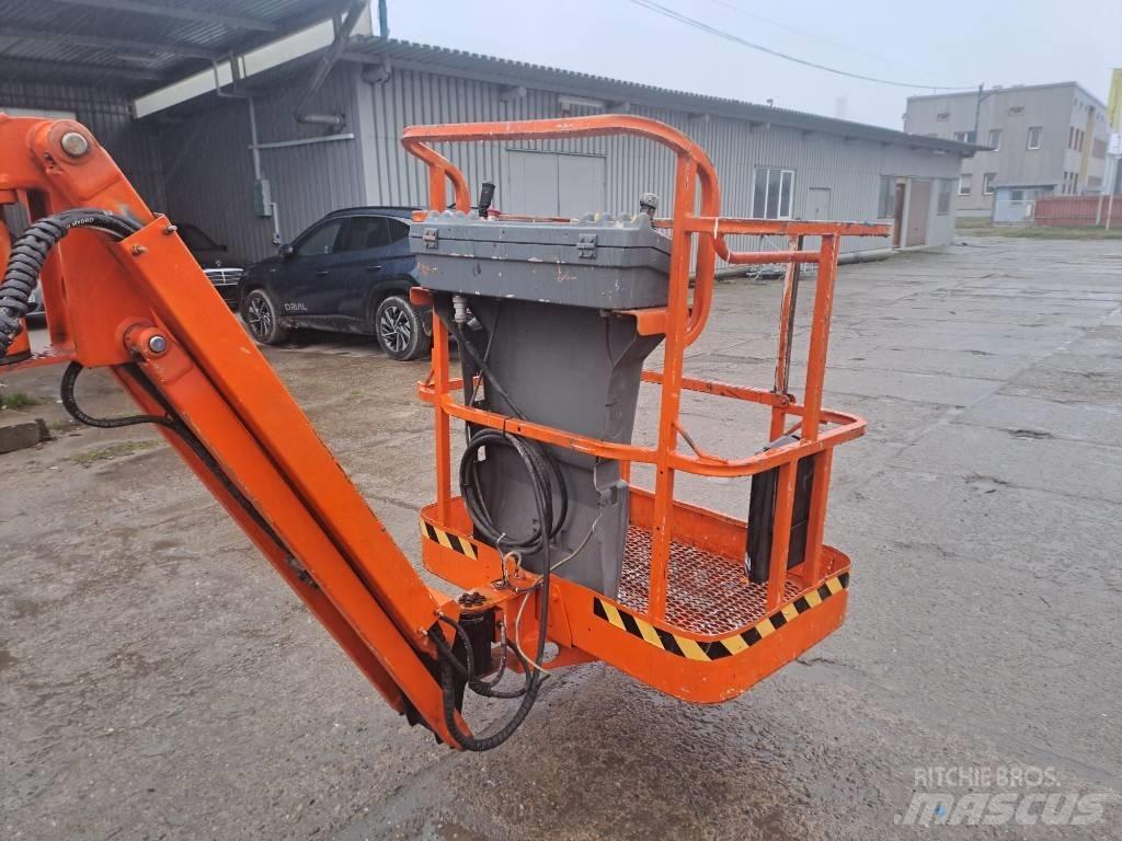 JLG E 300 AJP 曲臂高空工作平台