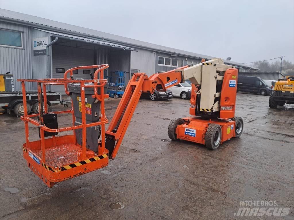 JLG E 300 AJP 曲臂高空工作平台