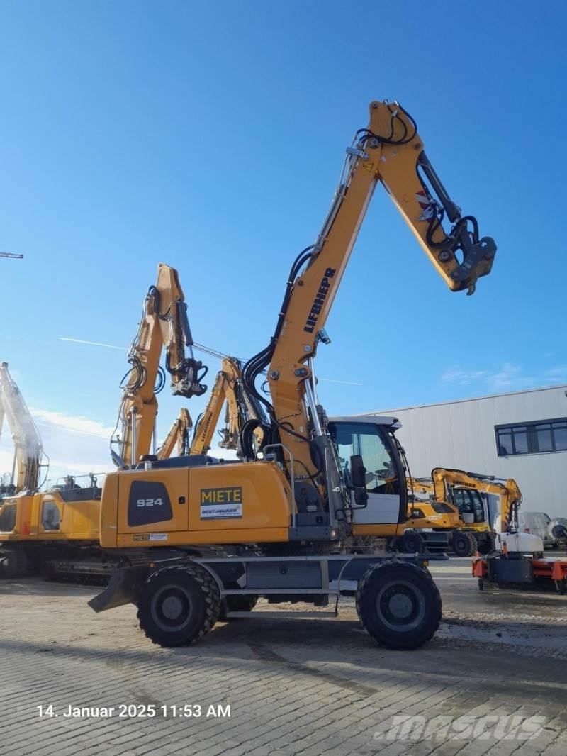 Liebherr A924 轮式挖掘机
