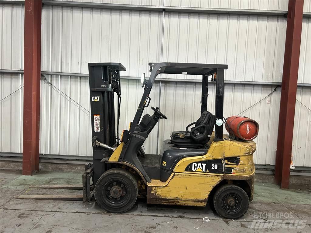CAT GP25NT 天然气叉车