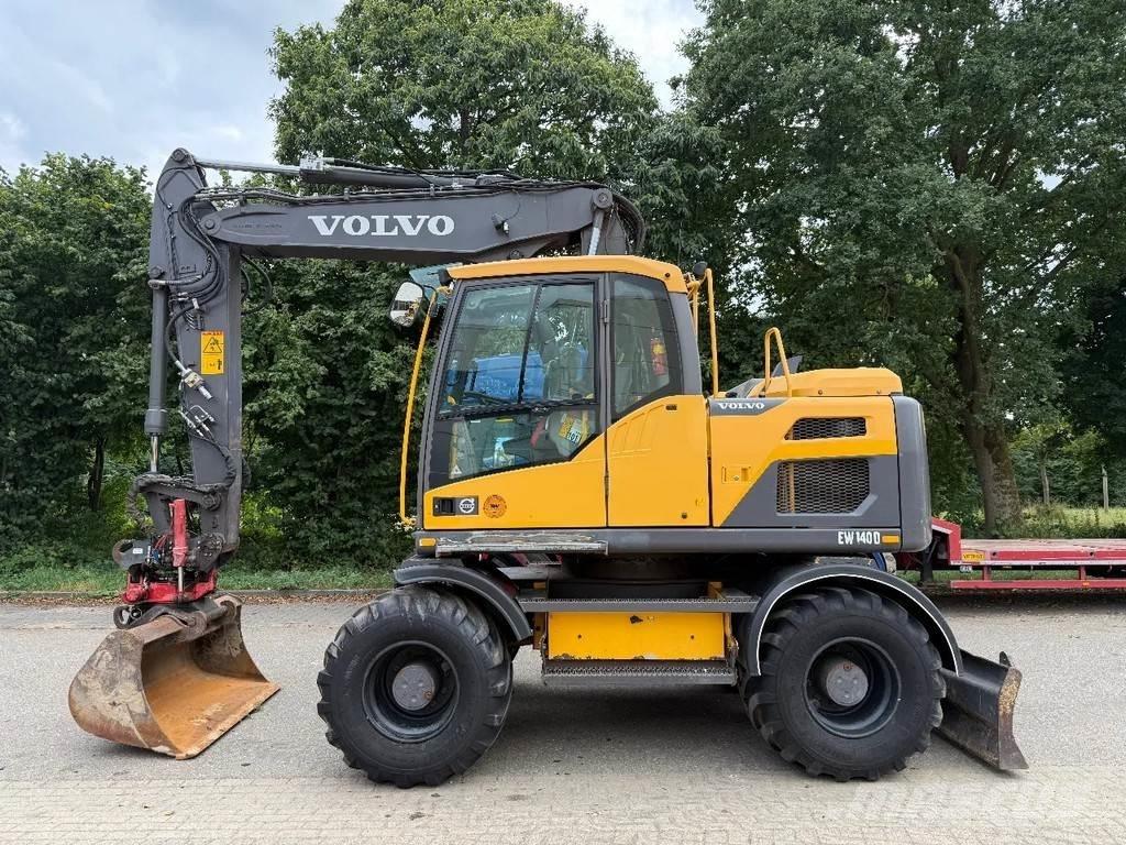 Volvo EW140D 轮式挖掘机