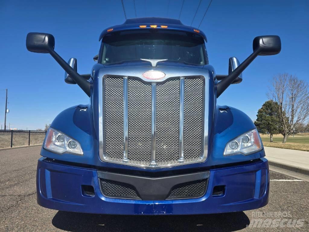 Peterbilt 579 牵引车