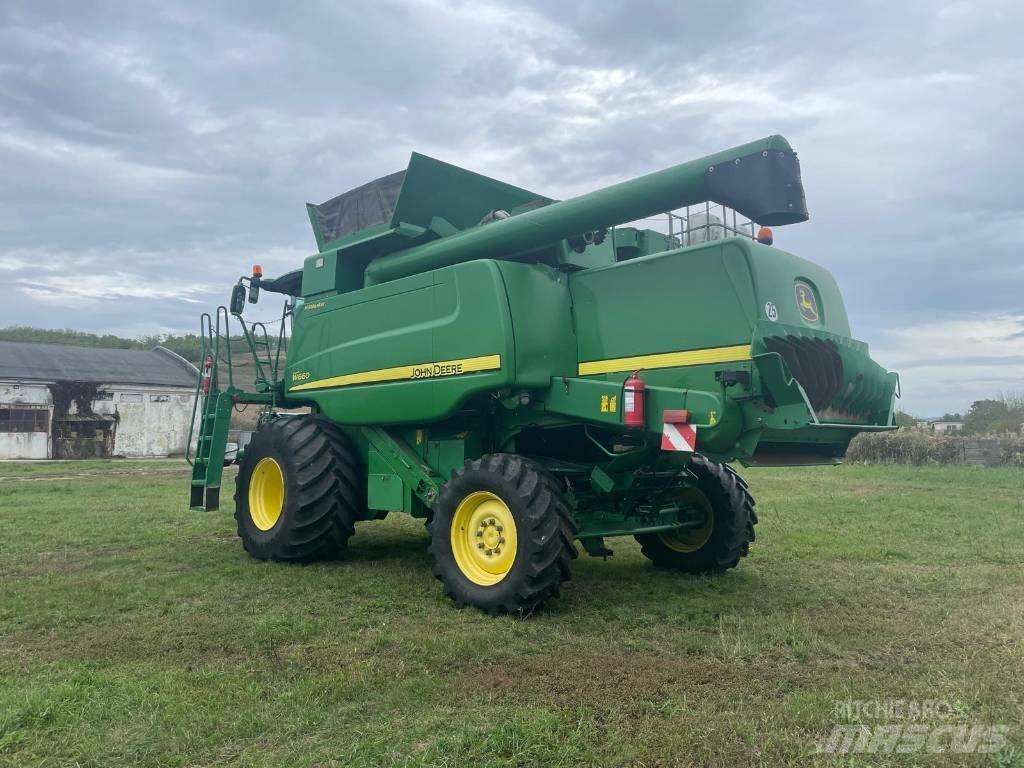 John Deere W 660 联合收割机