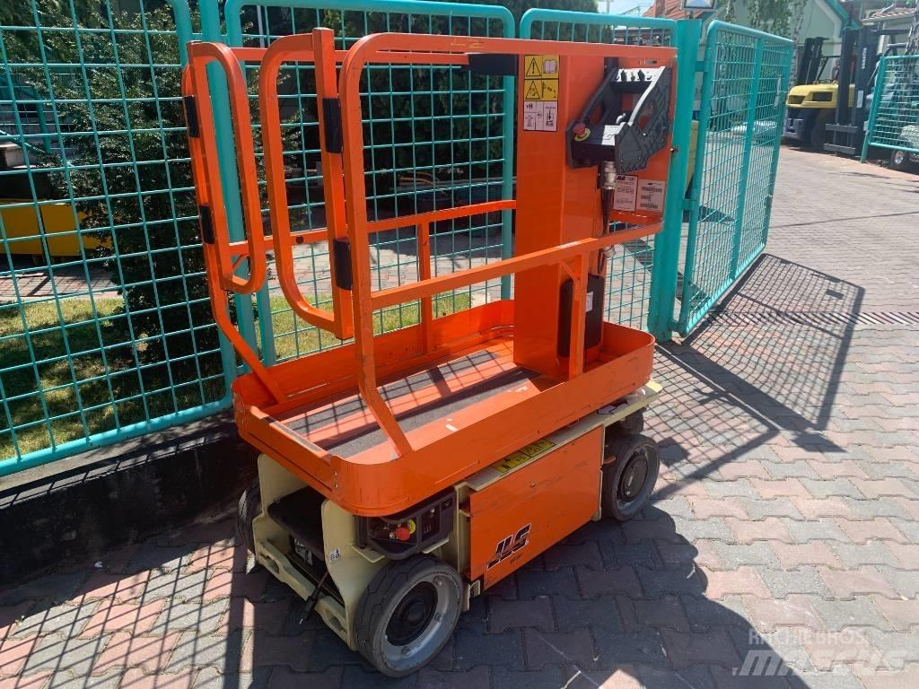 JLG 1230ES      V-3373 客货电梯
