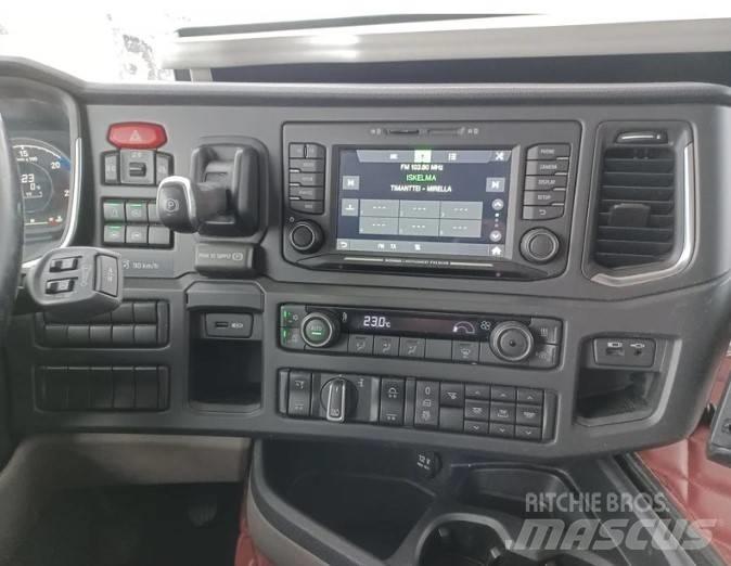 Scania R500 6x2 牵引车