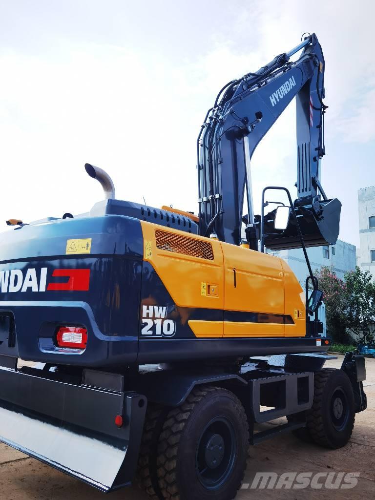 Hyundai 210 W-9 轮式挖掘机