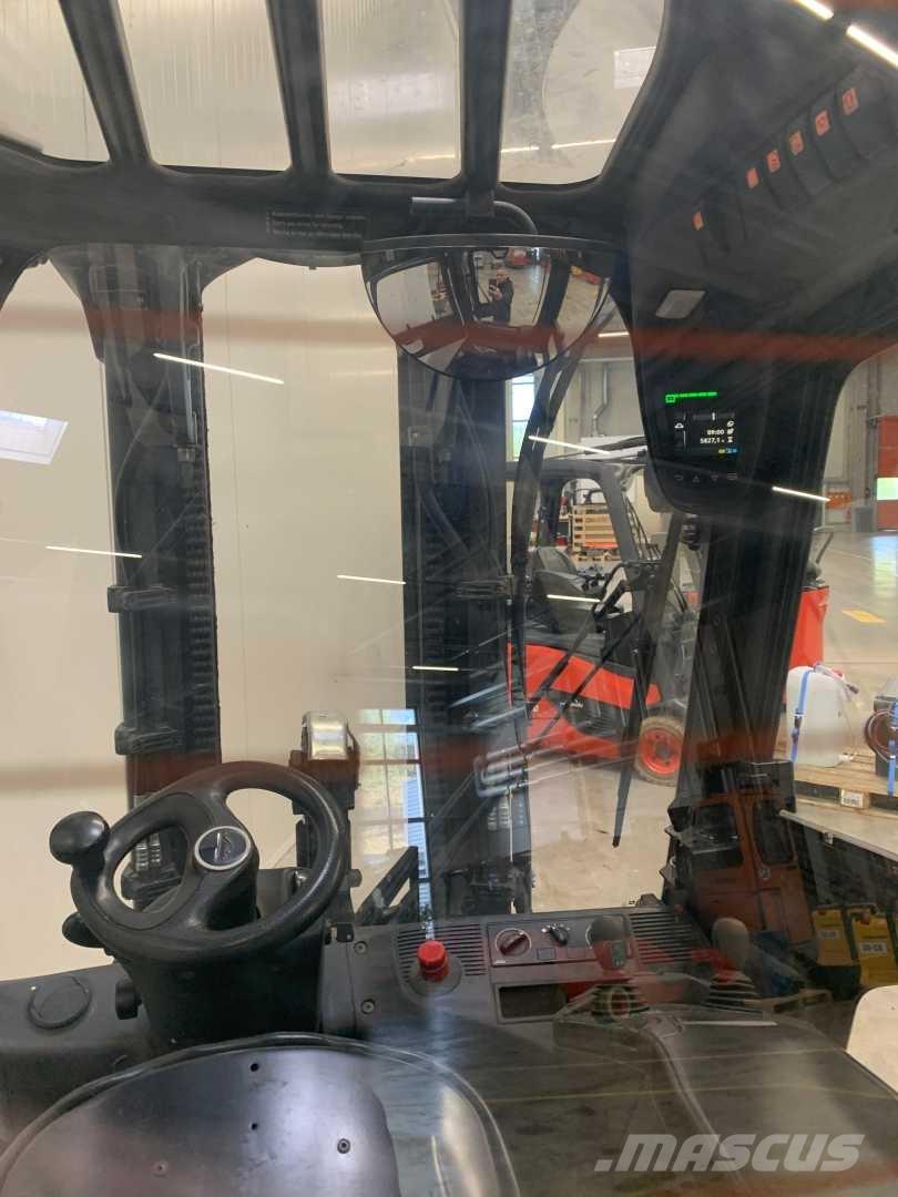 Linde E30 电动叉车