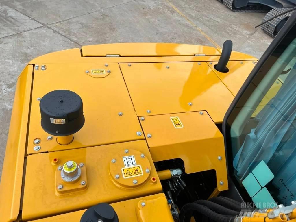XCMG XE 75 履带挖掘机