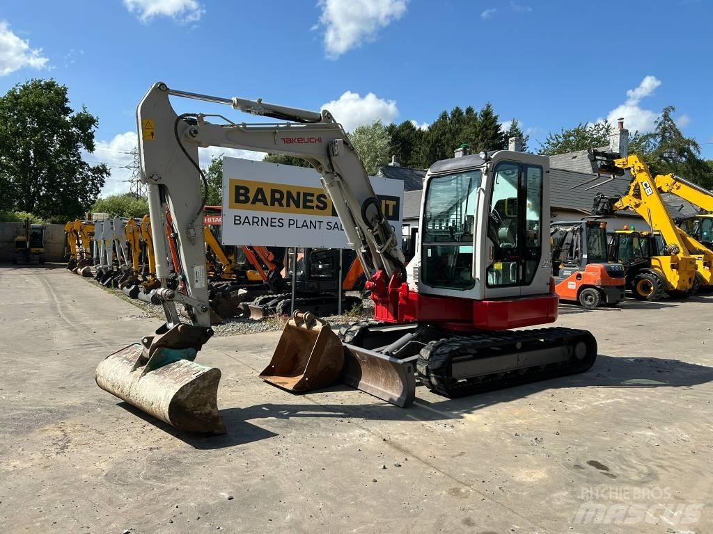 Takeuchi TB 153 FR 小型挖掘机