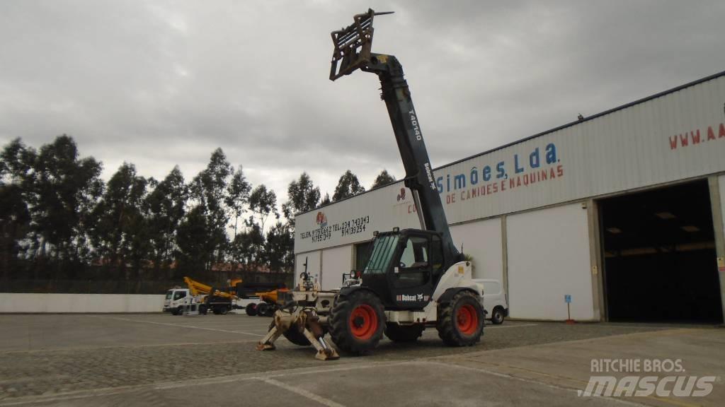 Bobcat T40140 伸缩臂叉装车|叉装车