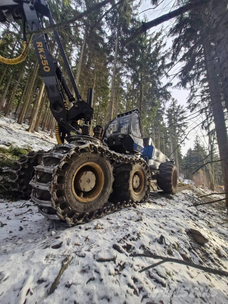 Rottne H21D 收割机